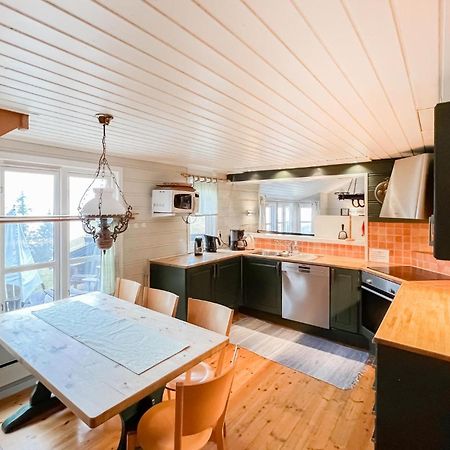 Awesome Home In Oyer With House A Mountain View Eksteriør bilde